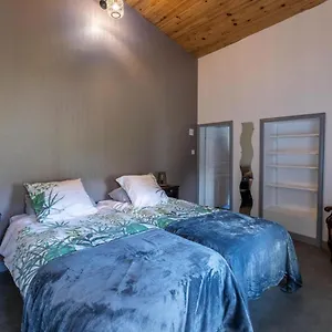 Bed & Breakfast Chambre D'hote De La Petite Toscane D'auvergne Isserteaux